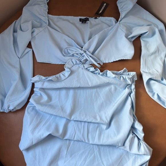 NWT PRETTYLITTLETHING LIGHT BLUE RUCHED CUT OUT BACK SHIFT DRESS US SIZE 12 - Picture 1 of 9